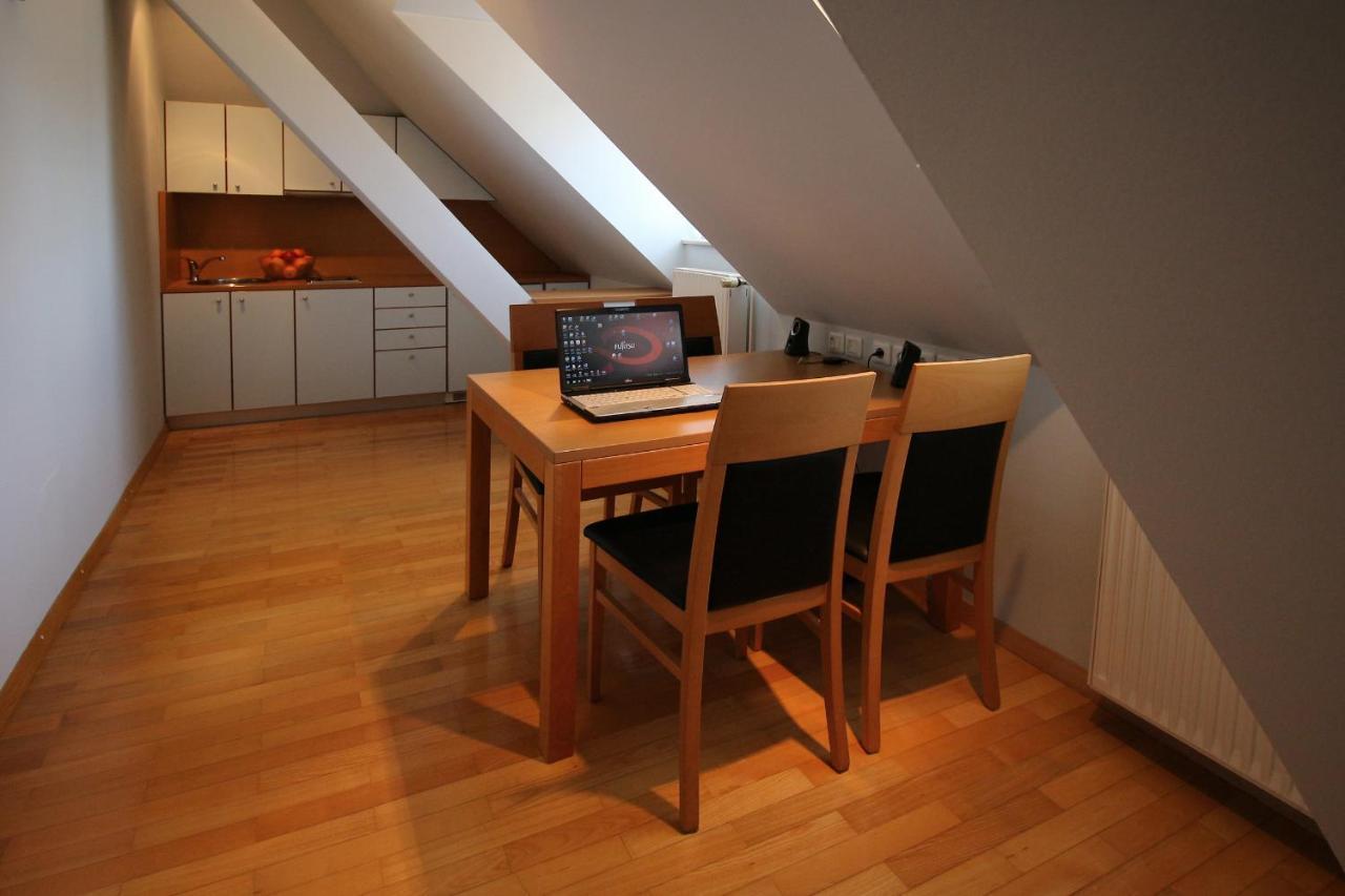 Apartments Villa Boltez 크란 외부 사진