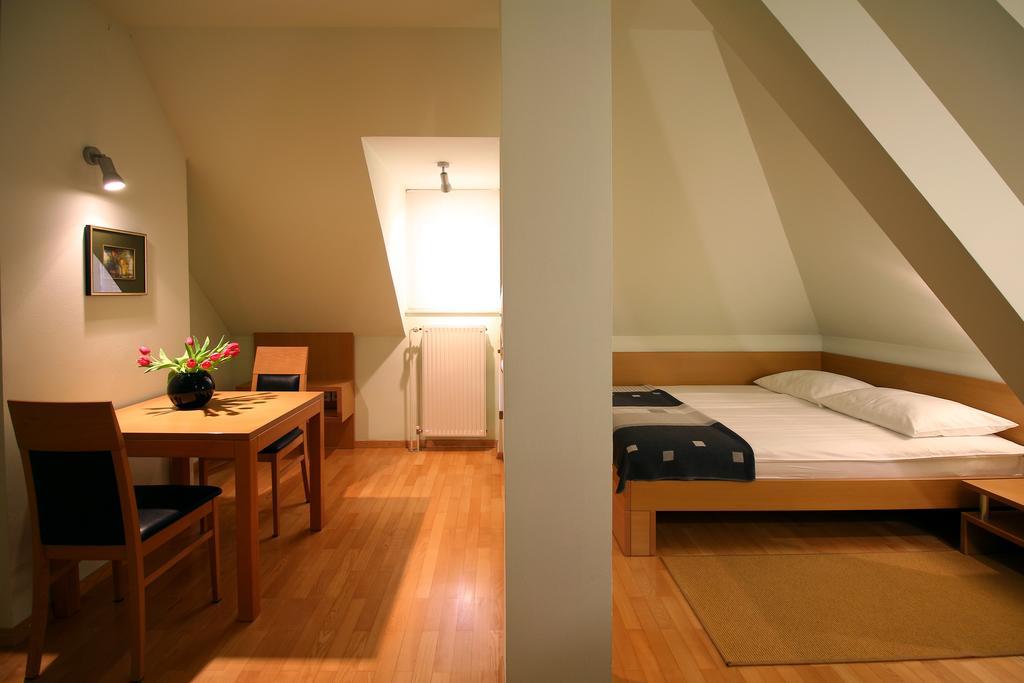 Apartments Villa Boltez 크란 객실 사진