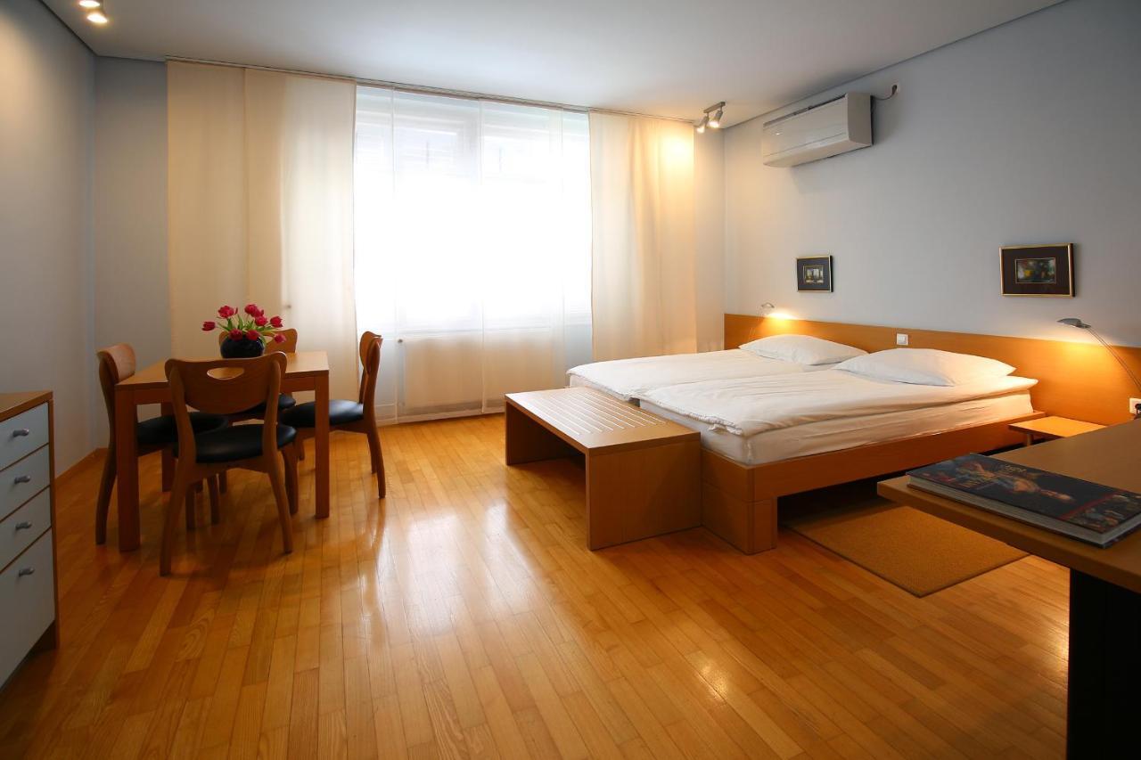 Apartments Villa Boltez 크란 외부 사진