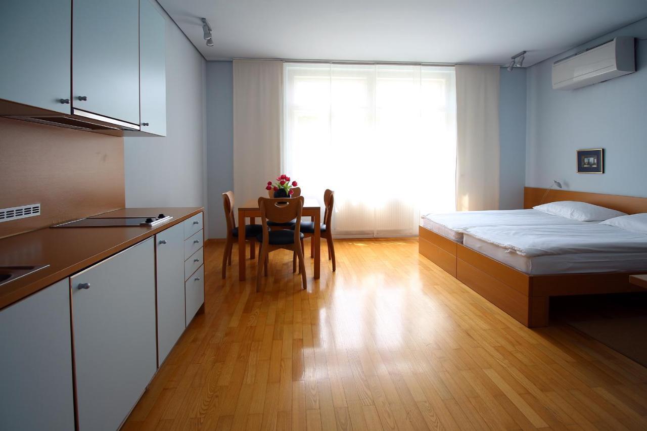 Apartments Villa Boltez 크란 외부 사진